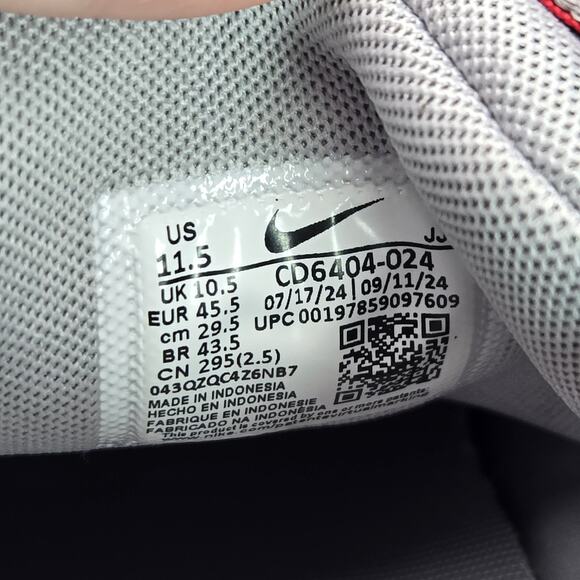 NEW Nike P-6000 Mens Size 11.5 Running Shoes Metallic Silver Gym Red CD6404-024 - Picture 10 of 12